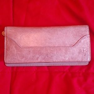 Frye Melissa wallett